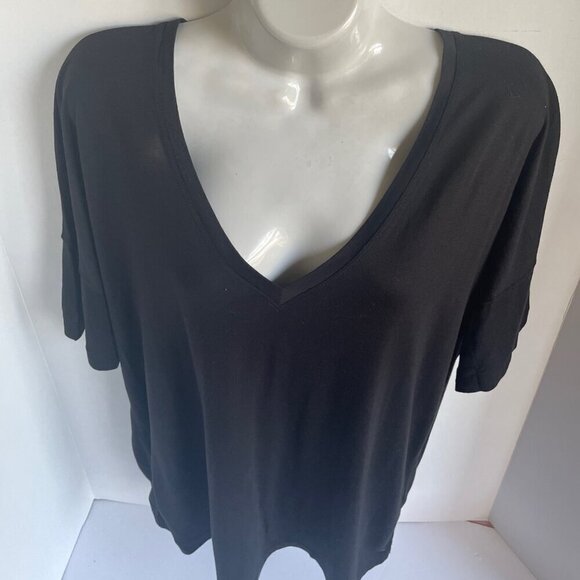 Vince T Shirt Womens Medium Black V-Neck Short Sleeve Drop Shoulder Jersey Top - Picture 5 of 6